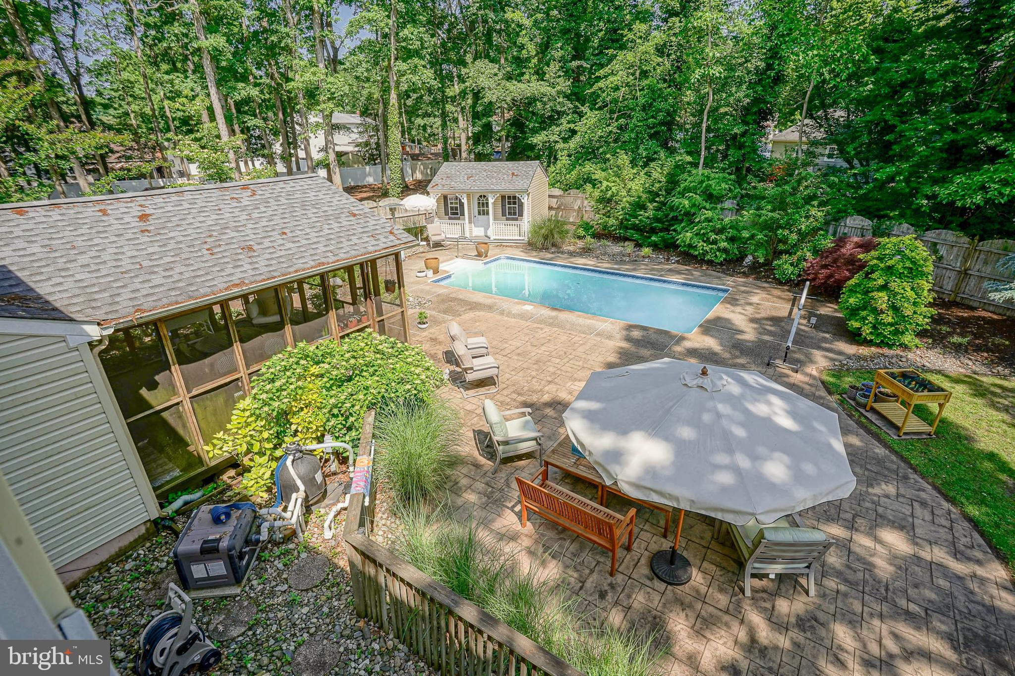 20 DELWOOD LANE