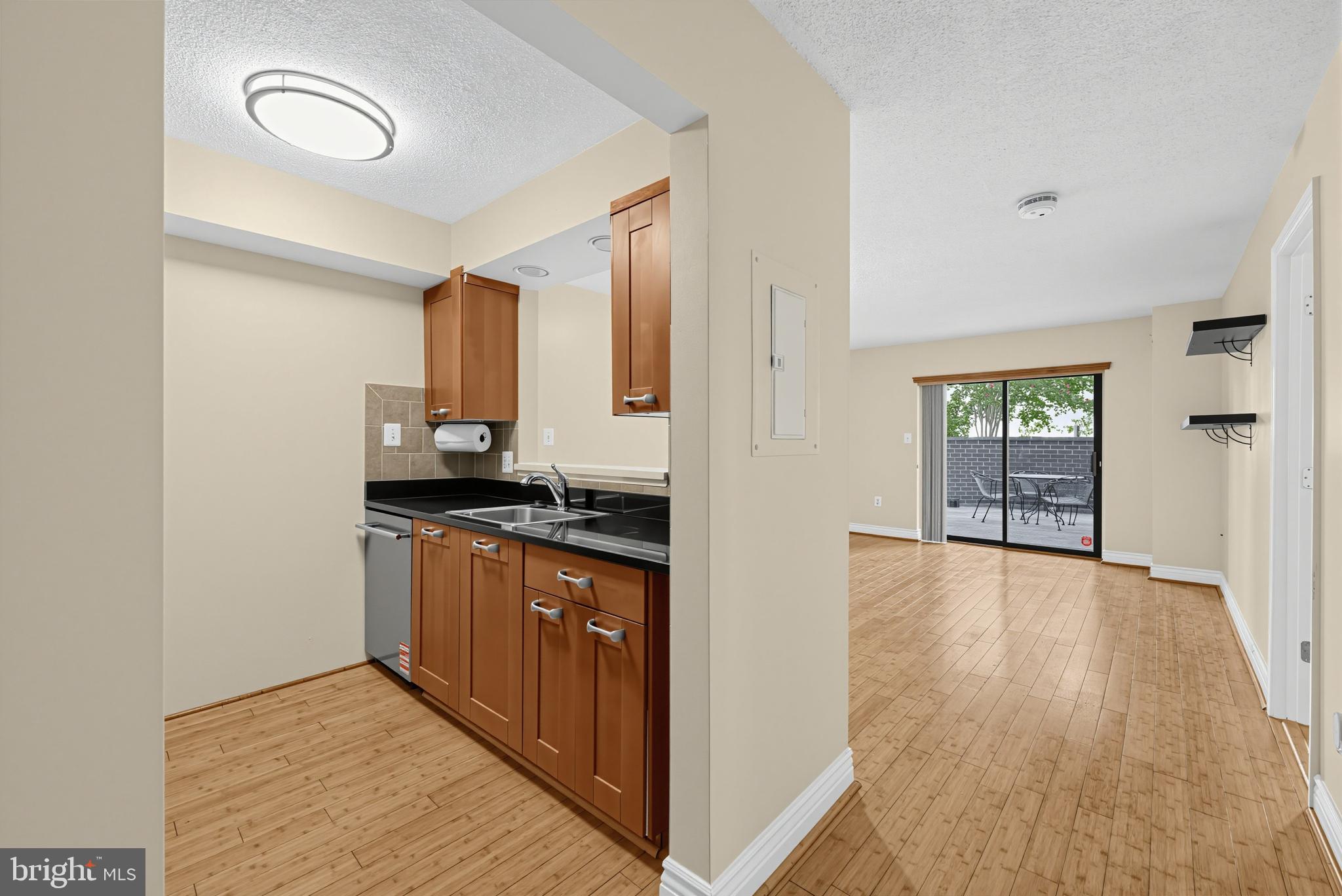 2111 WISCONSIN AVENUE NW 104
