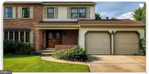 38 LANCELOT LANE MOUNT LAUREL NJ 08054