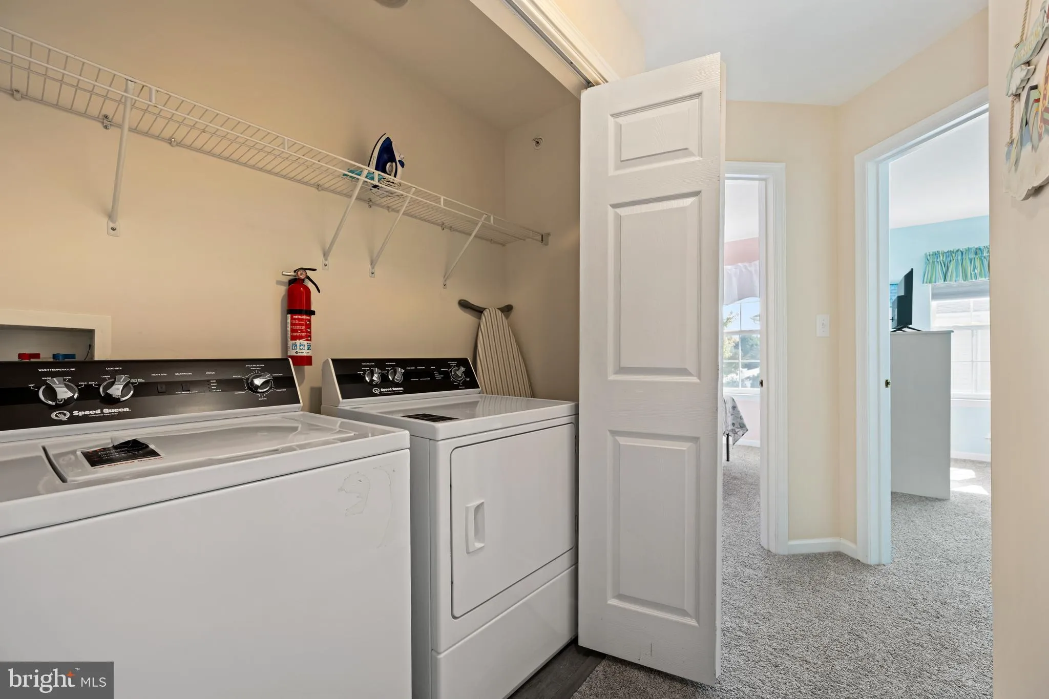 Ocean View, Delaware 19970, United States, 3 Bedrooms Bedrooms, ,3 BathroomsBathrooms,Residential,Active,216722