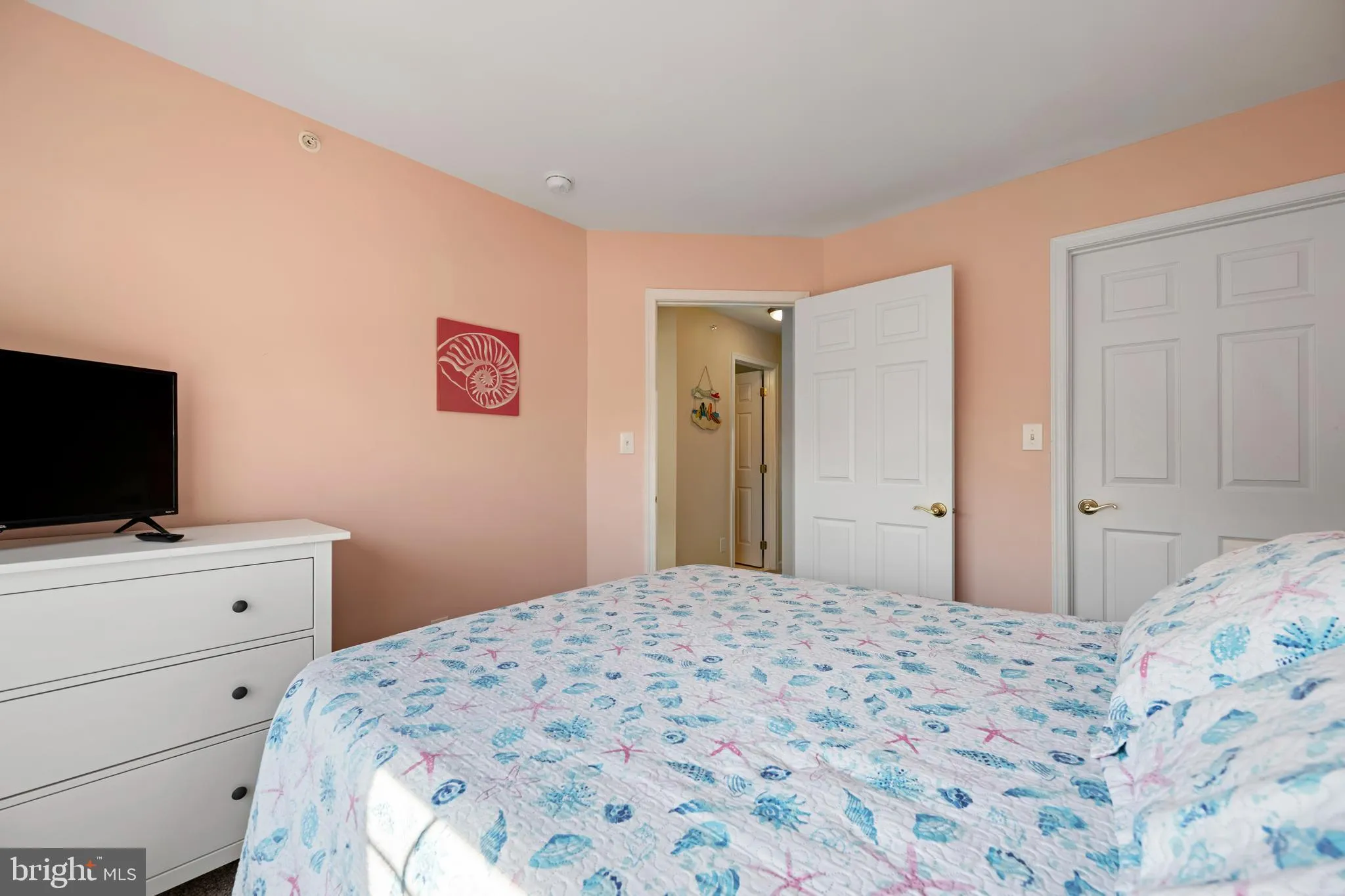 Ocean View, Delaware 19970, United States, 3 Bedrooms Bedrooms, ,3 BathroomsBathrooms,Residential,Active,216722