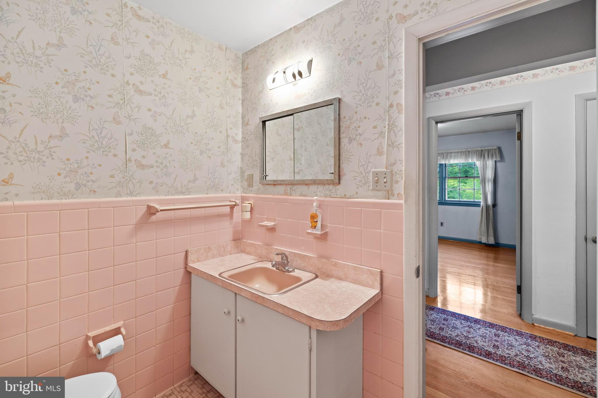 GOLF CLUB MANOR - Residential