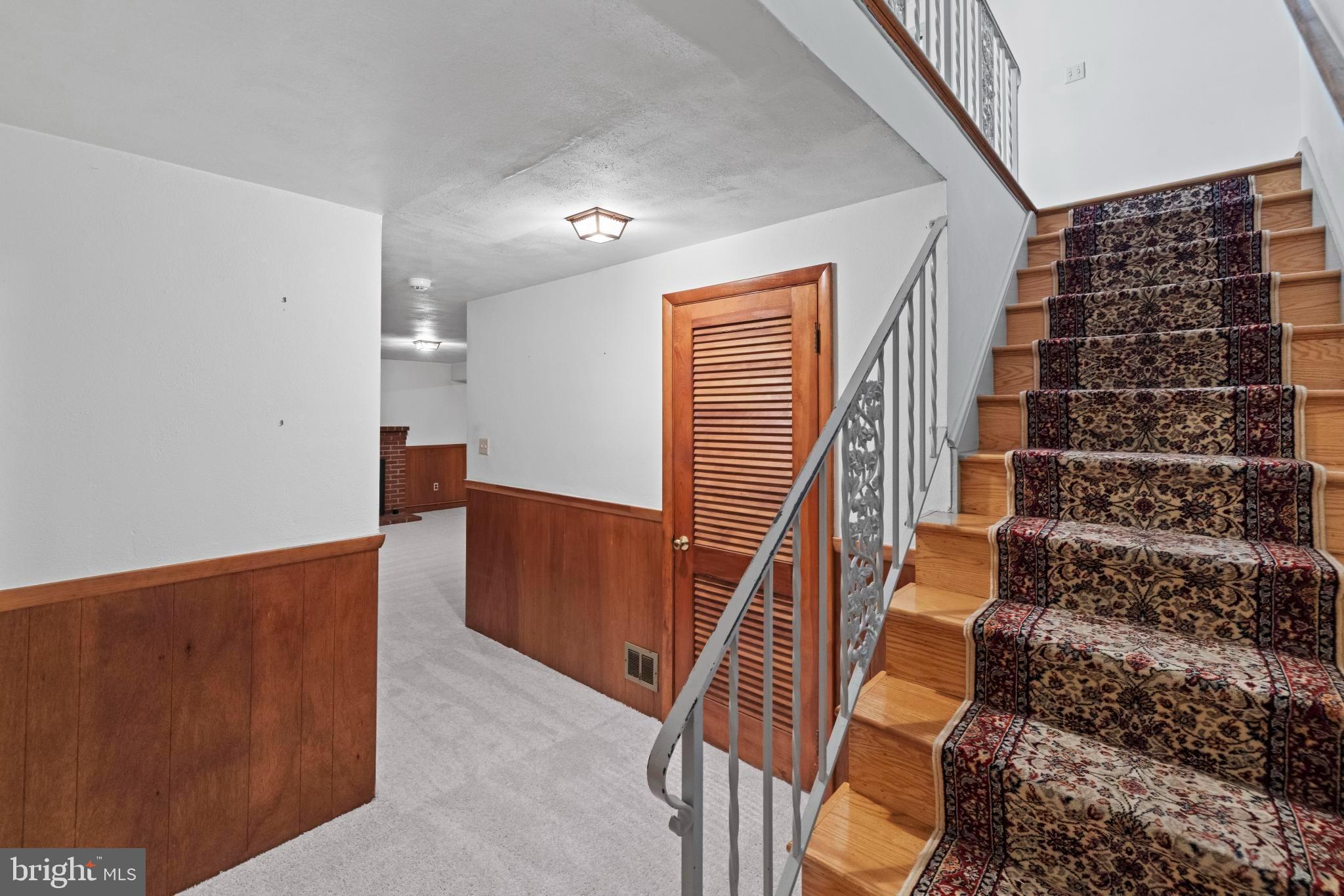 GOLF CLUB MANOR - Residential