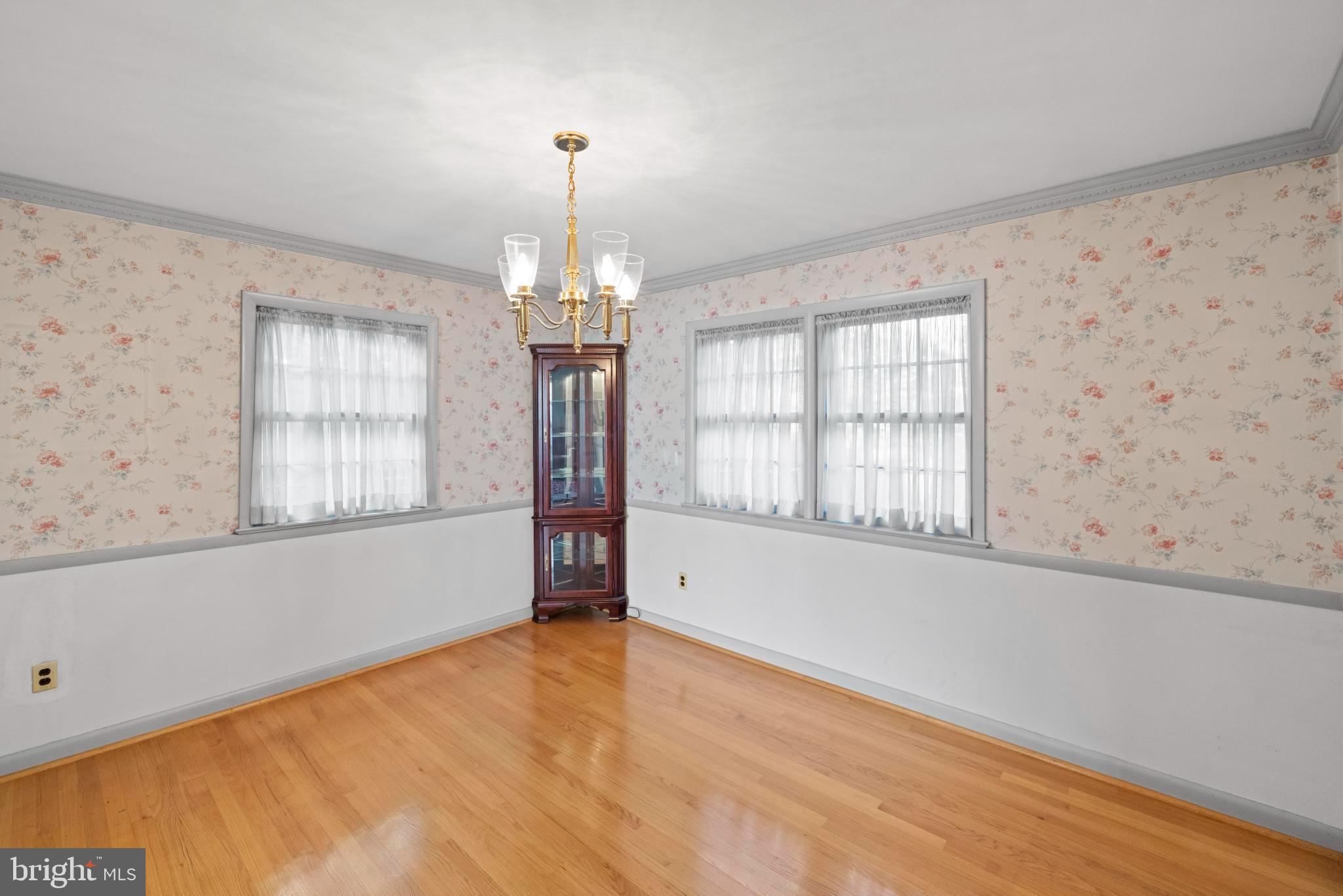 GOLF CLUB MANOR - Residential