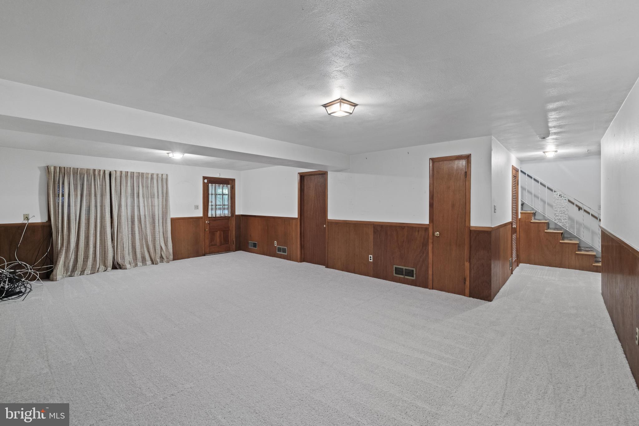 GOLF CLUB MANOR - Residential