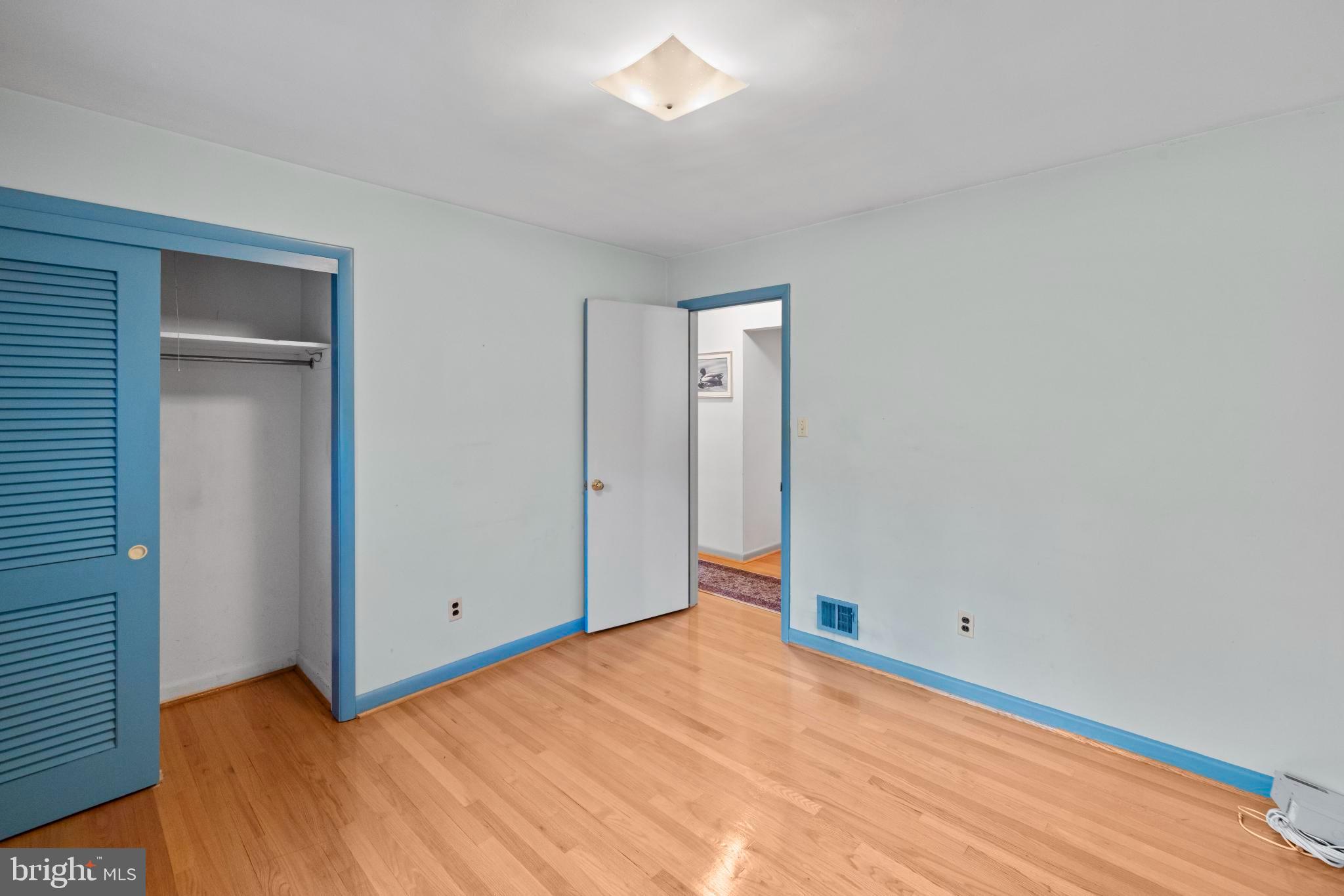 GOLF CLUB MANOR - Residential