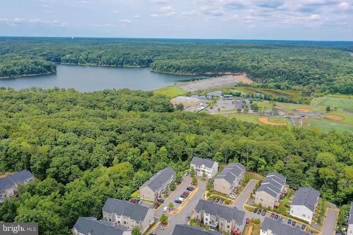 WOODSTREAM - Residential Lease