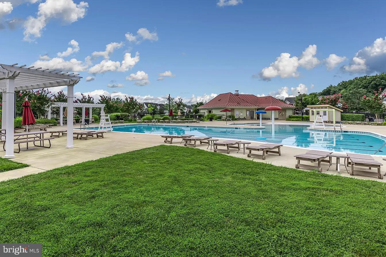 WOODSTREAM - Residential Lease