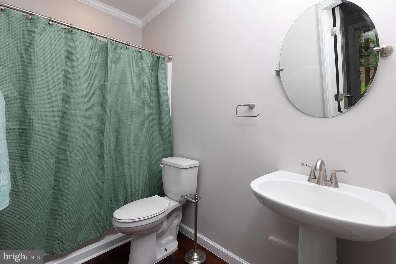 WOODSTREAM - Residential Lease