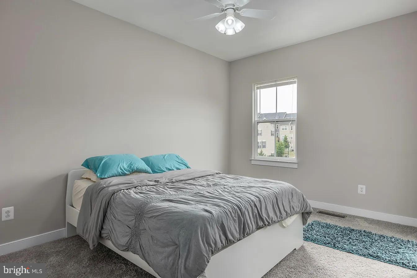 WOODSTREAM - Residential Lease