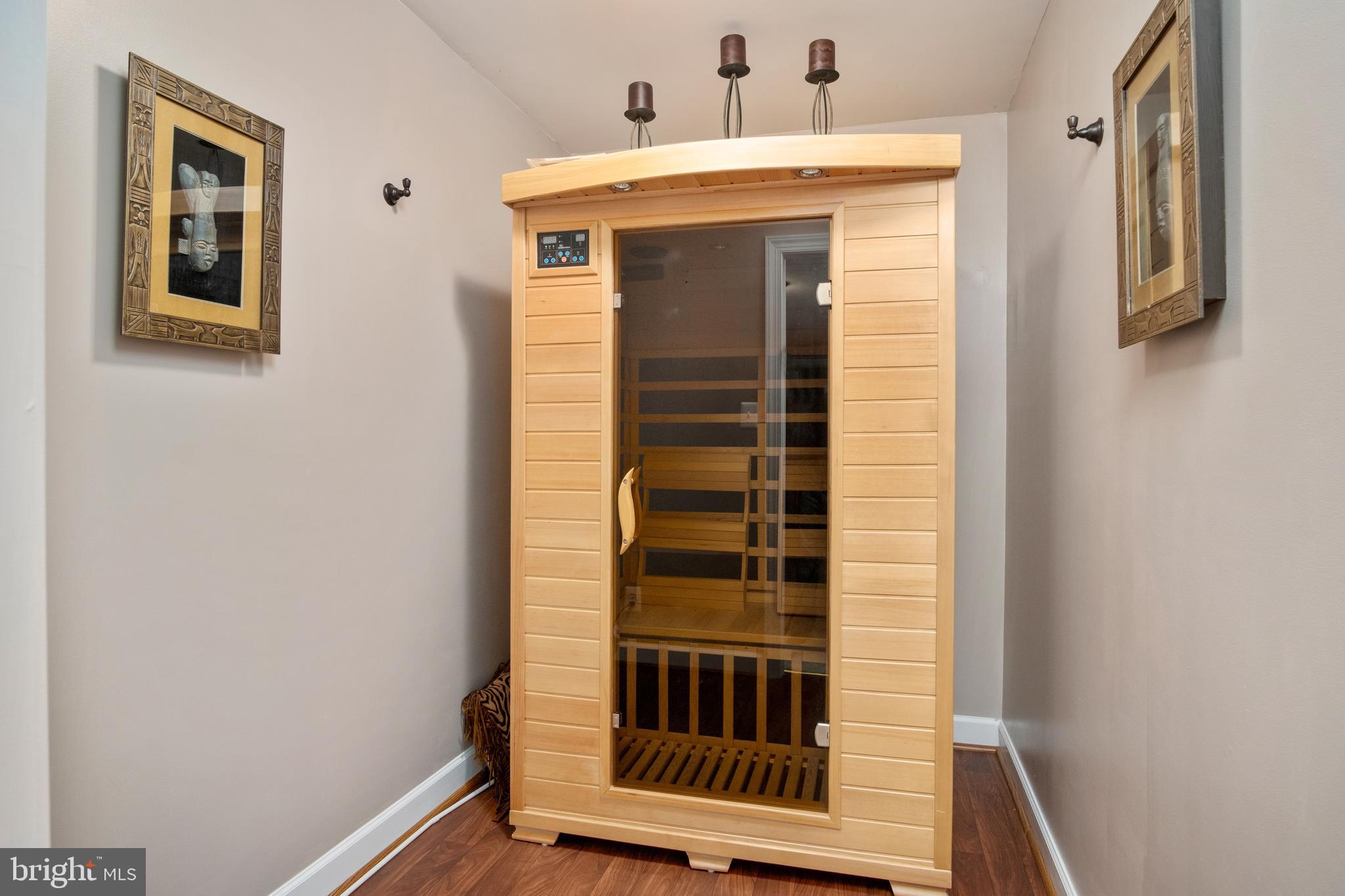 GARRISON WOODS - Residential