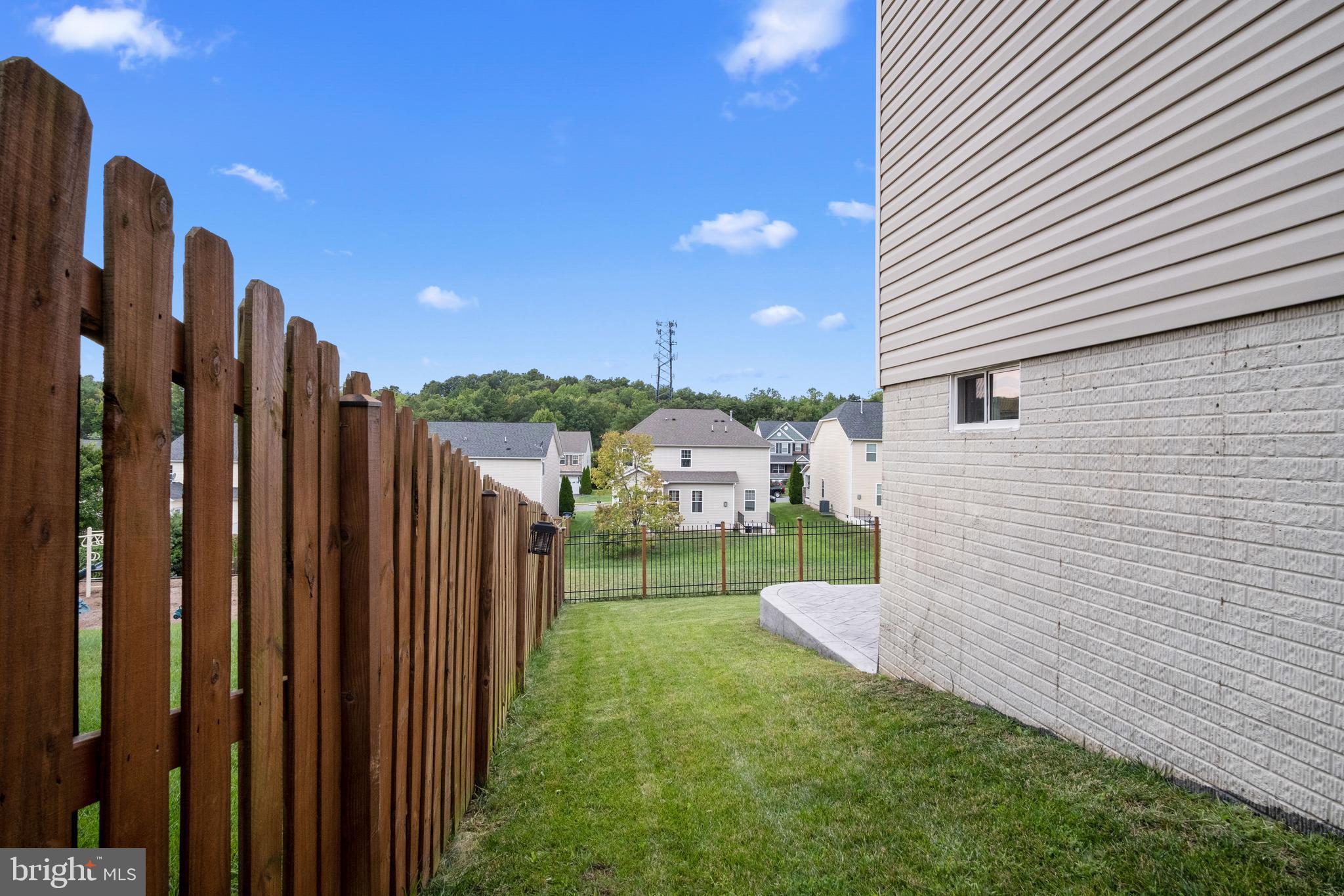 GARRISON WOODS - Residential