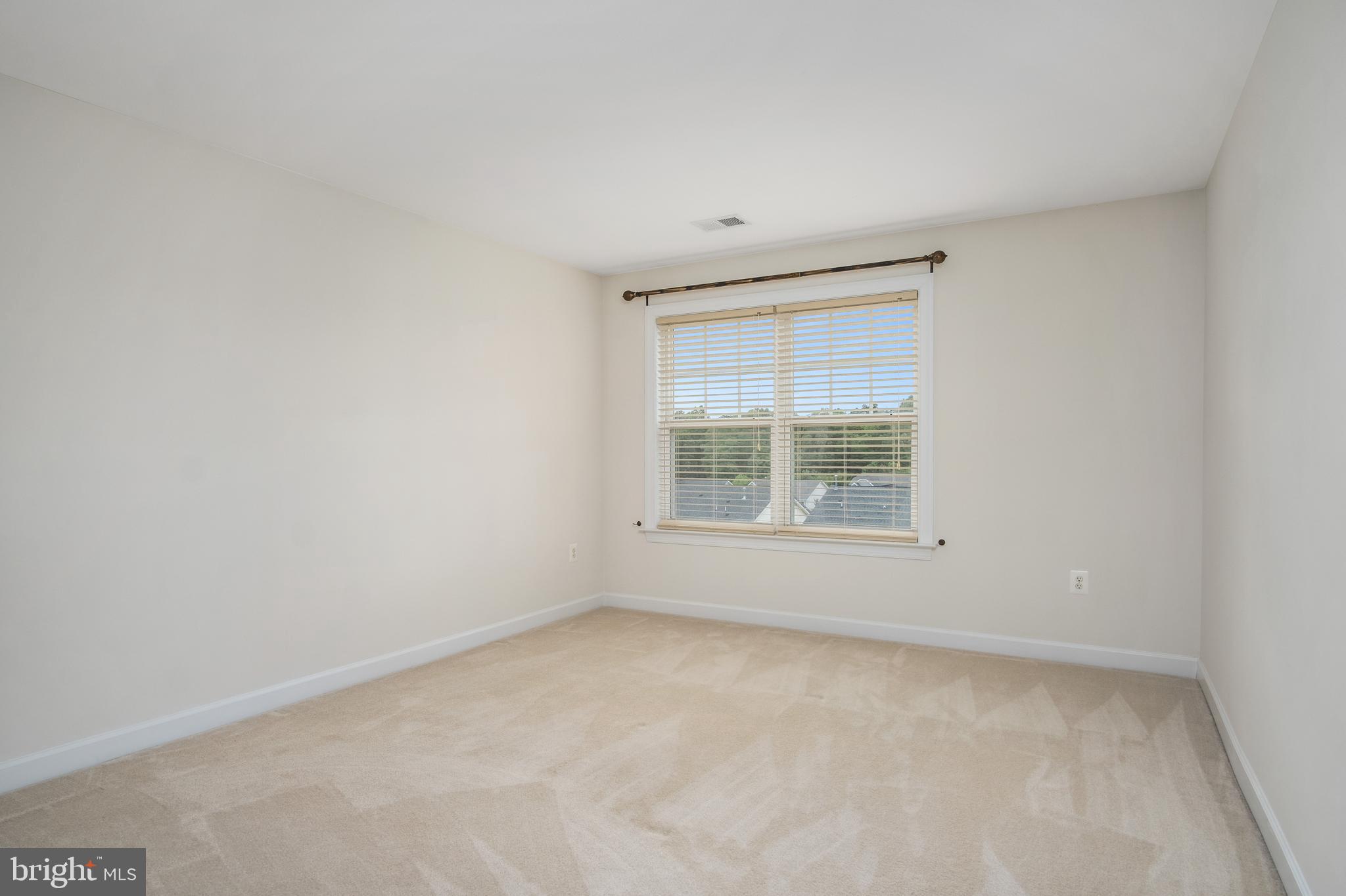 GARRISON WOODS - Residential