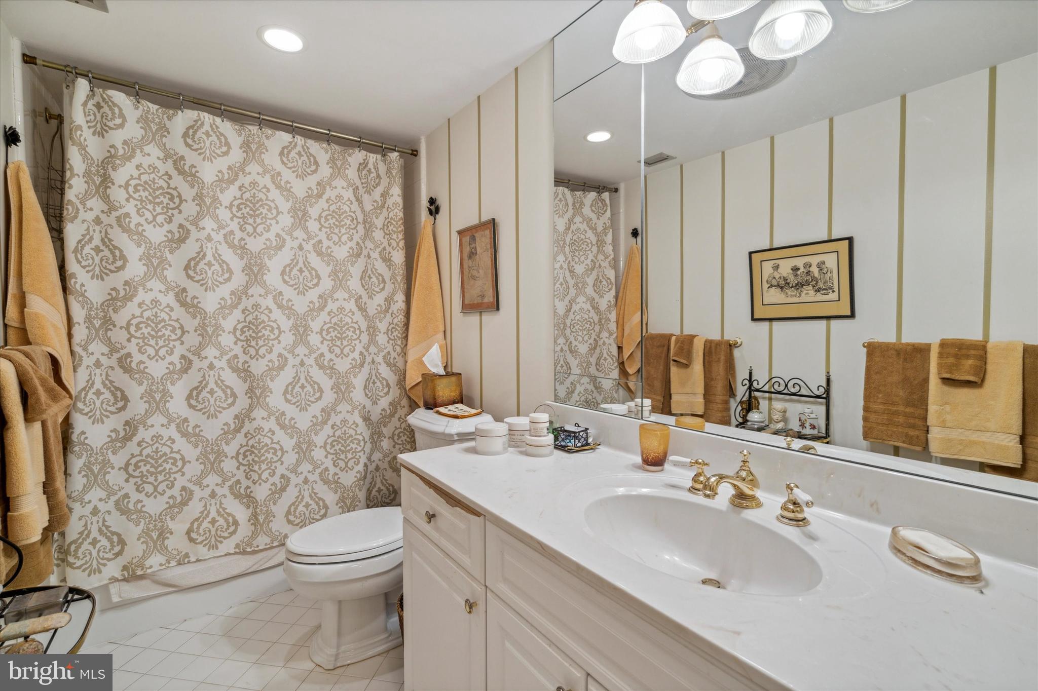 BRIAR HOUSE - Residential