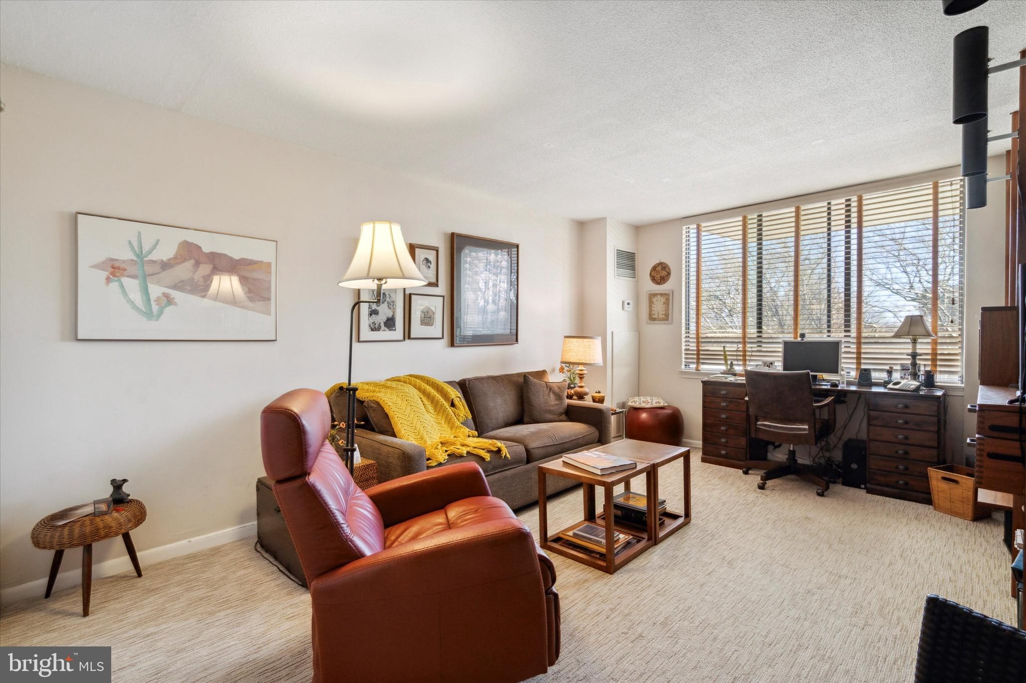 BRIAR HOUSE - Residential