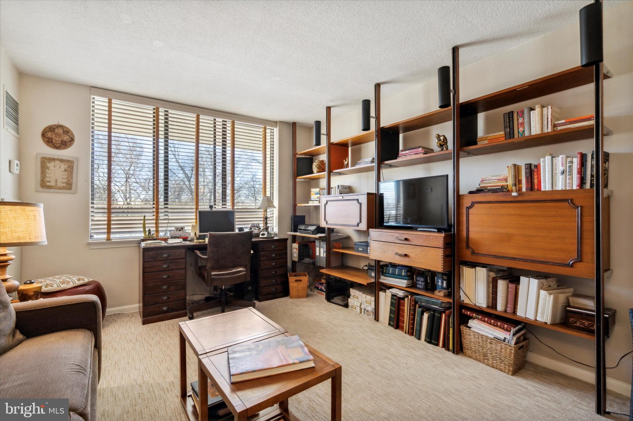 BRIAR HOUSE - Residential