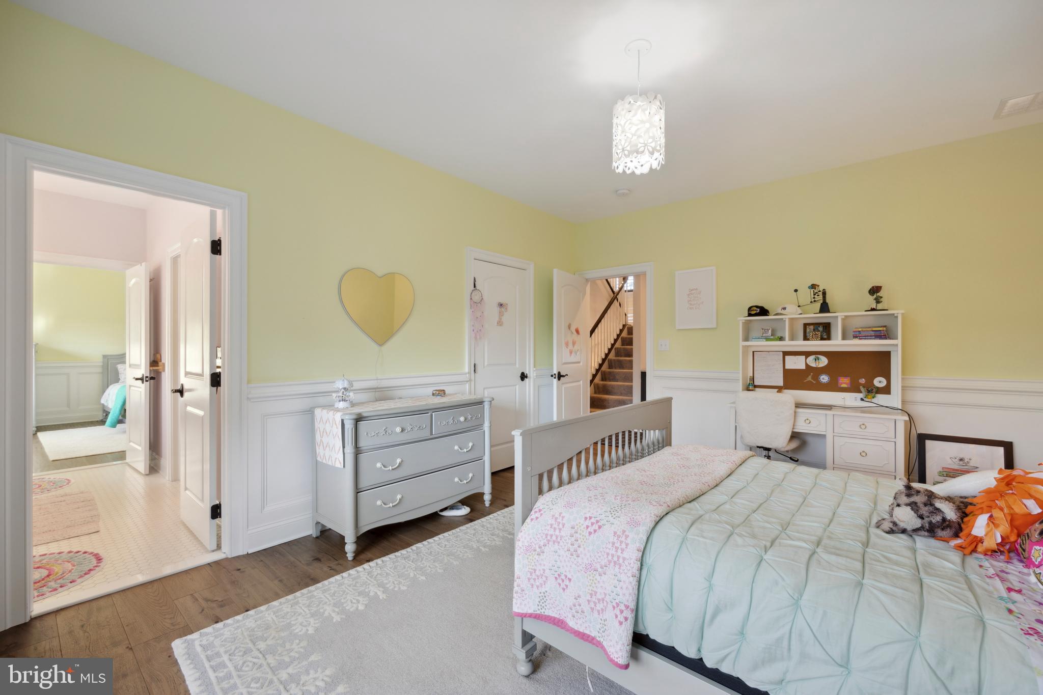 HIGHGROVE - Residential