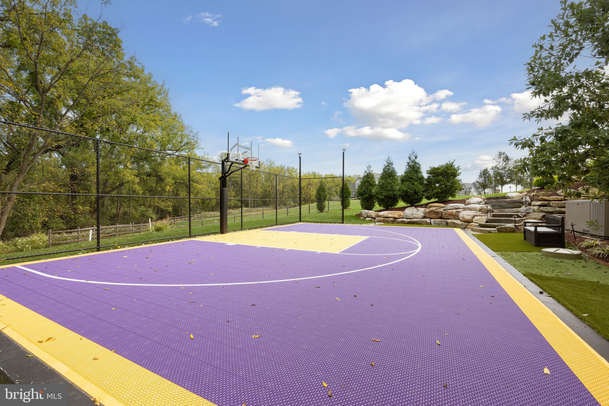 HIGHGROVE - Residential