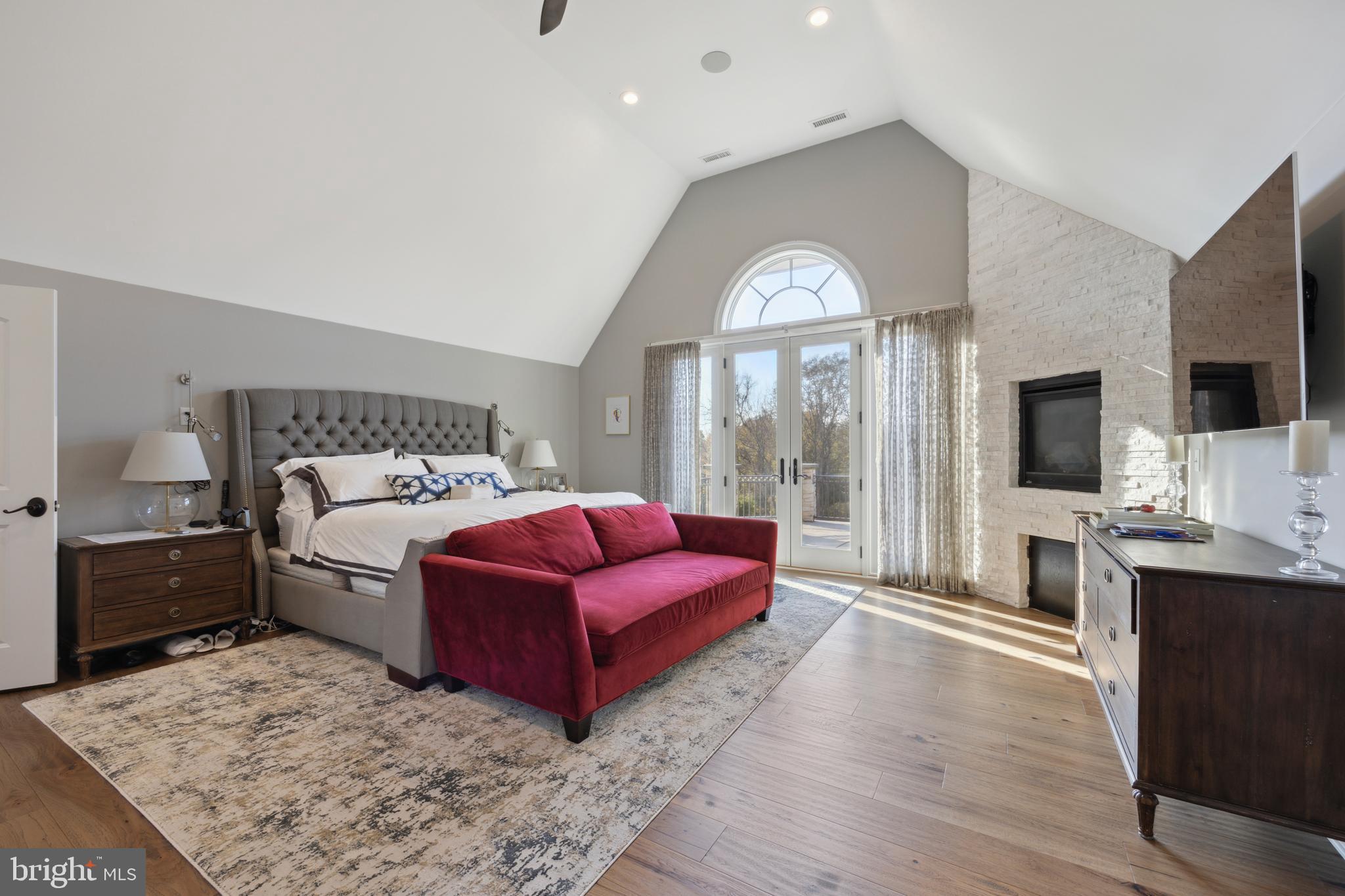 HIGHGROVE - Residential