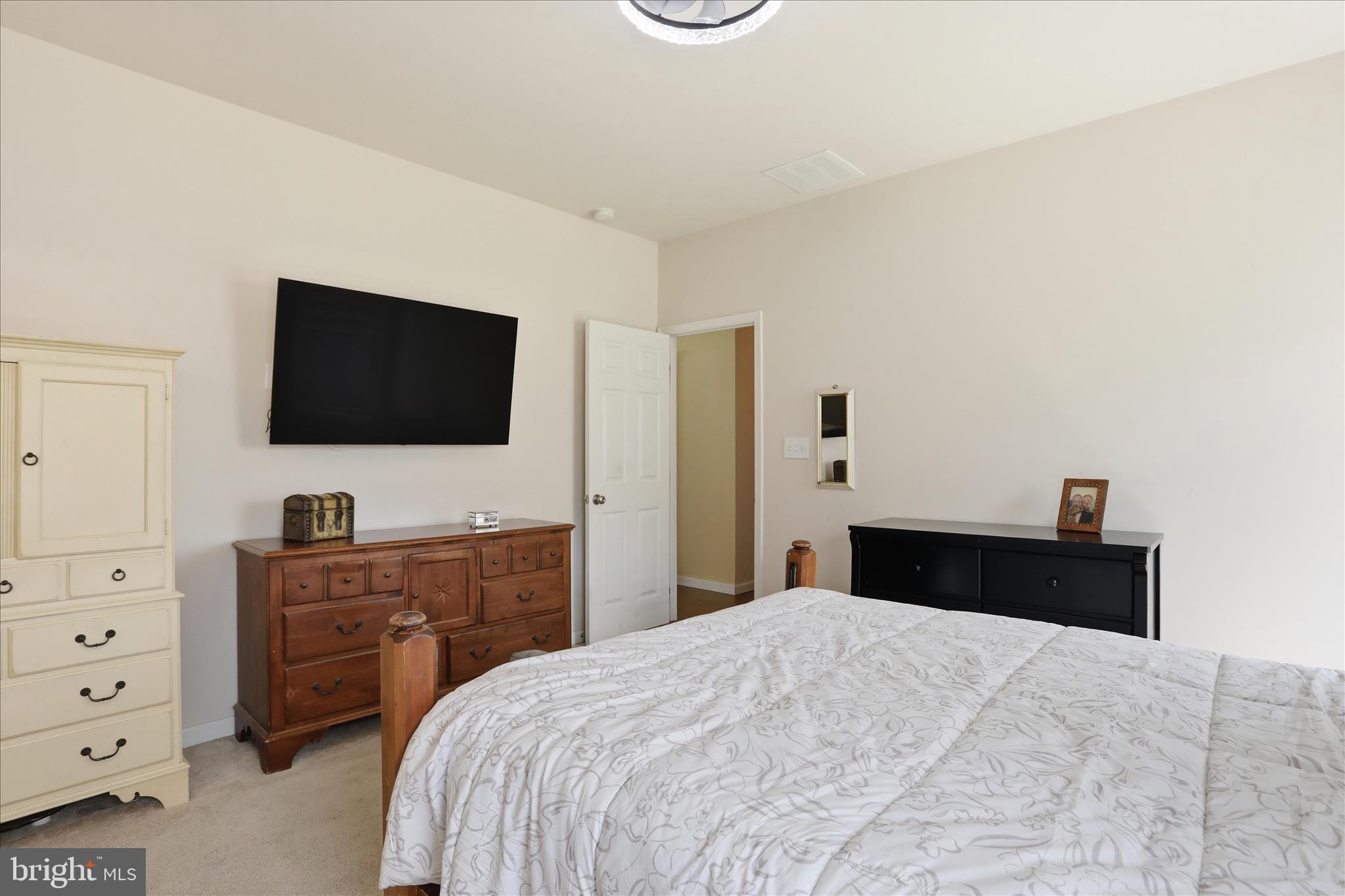 KINGSWOOD - Residential