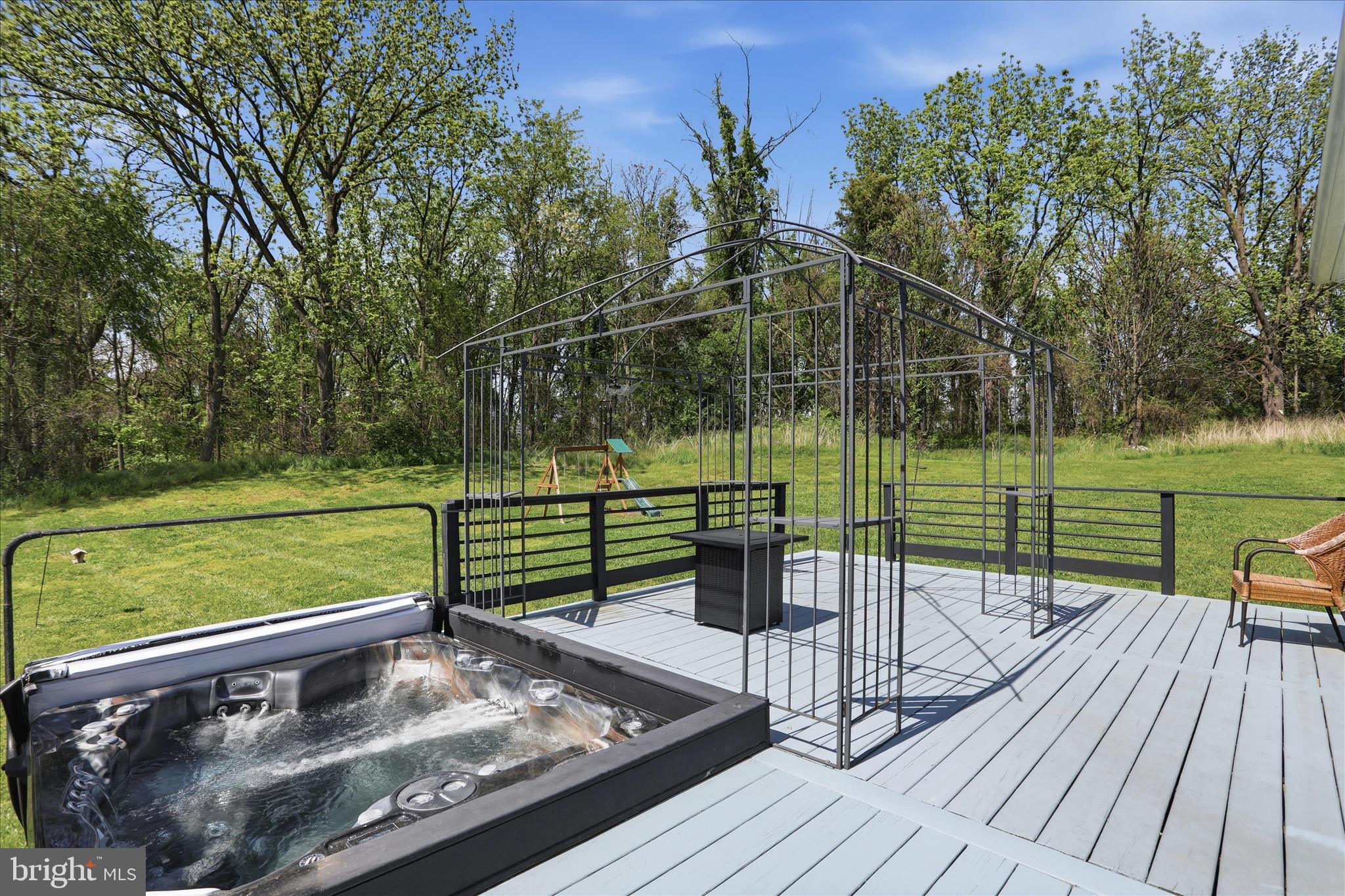 KINGSWOOD - Residential