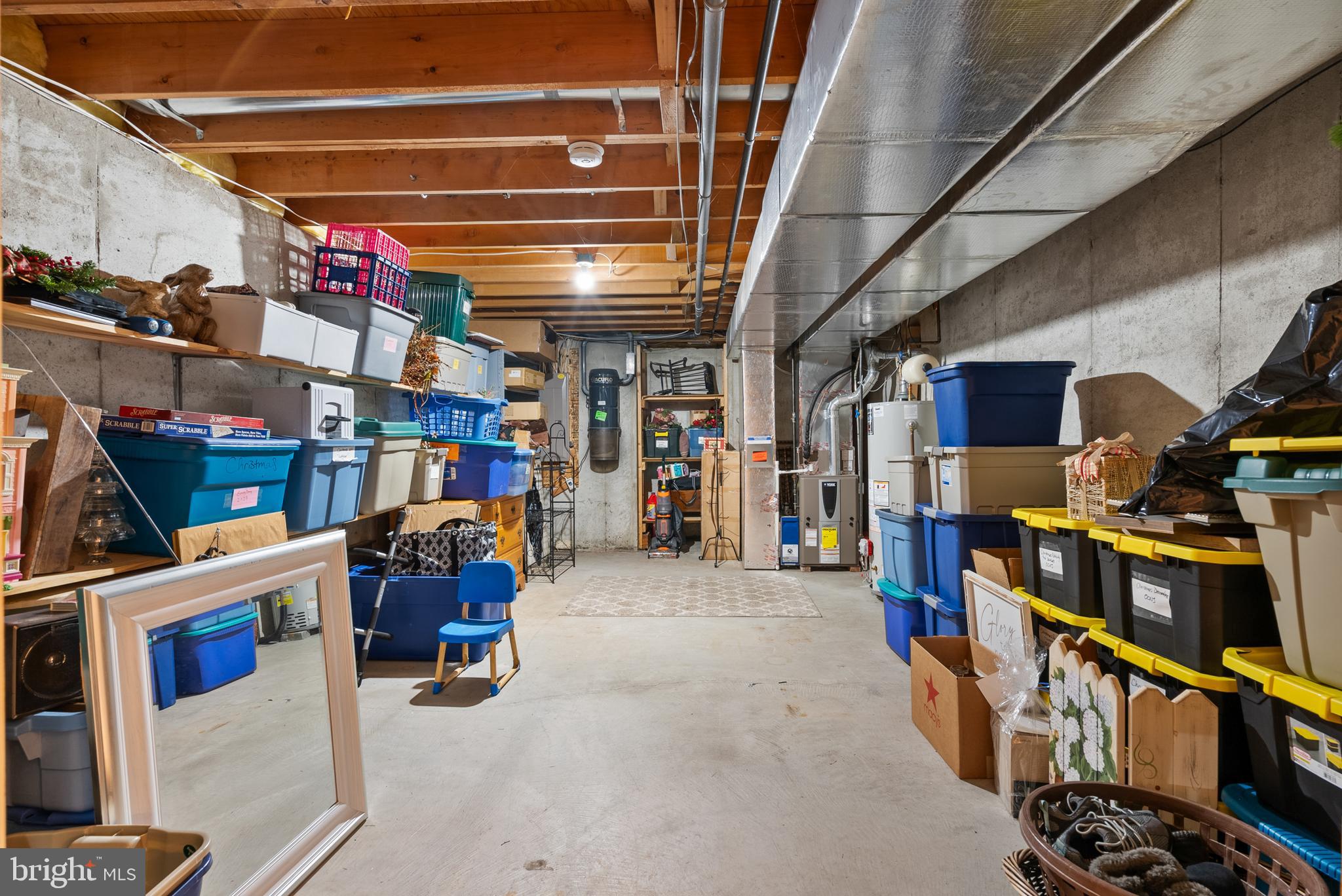 FRANCONIA HUNT - Residential