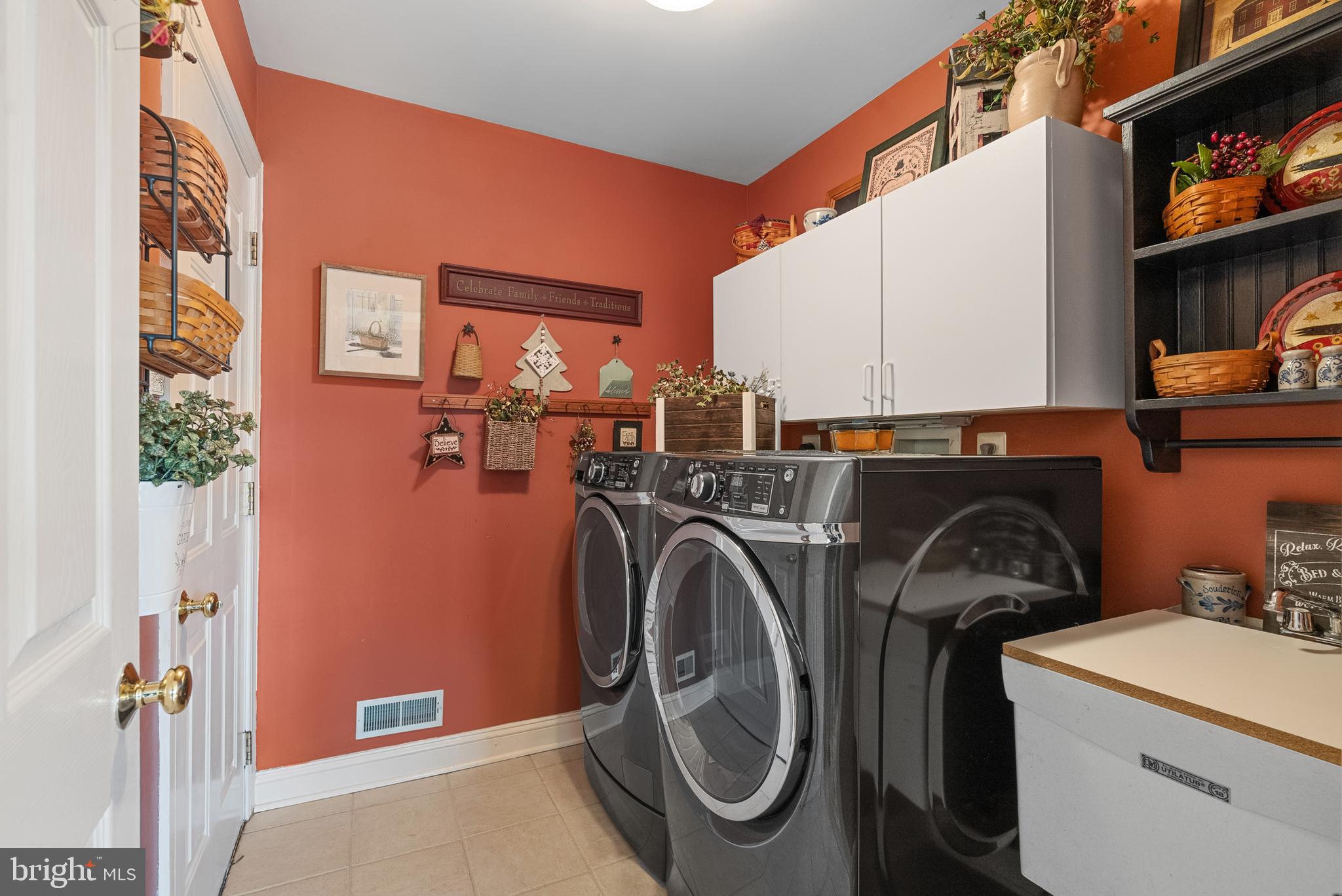 FRANCONIA HUNT - Residential