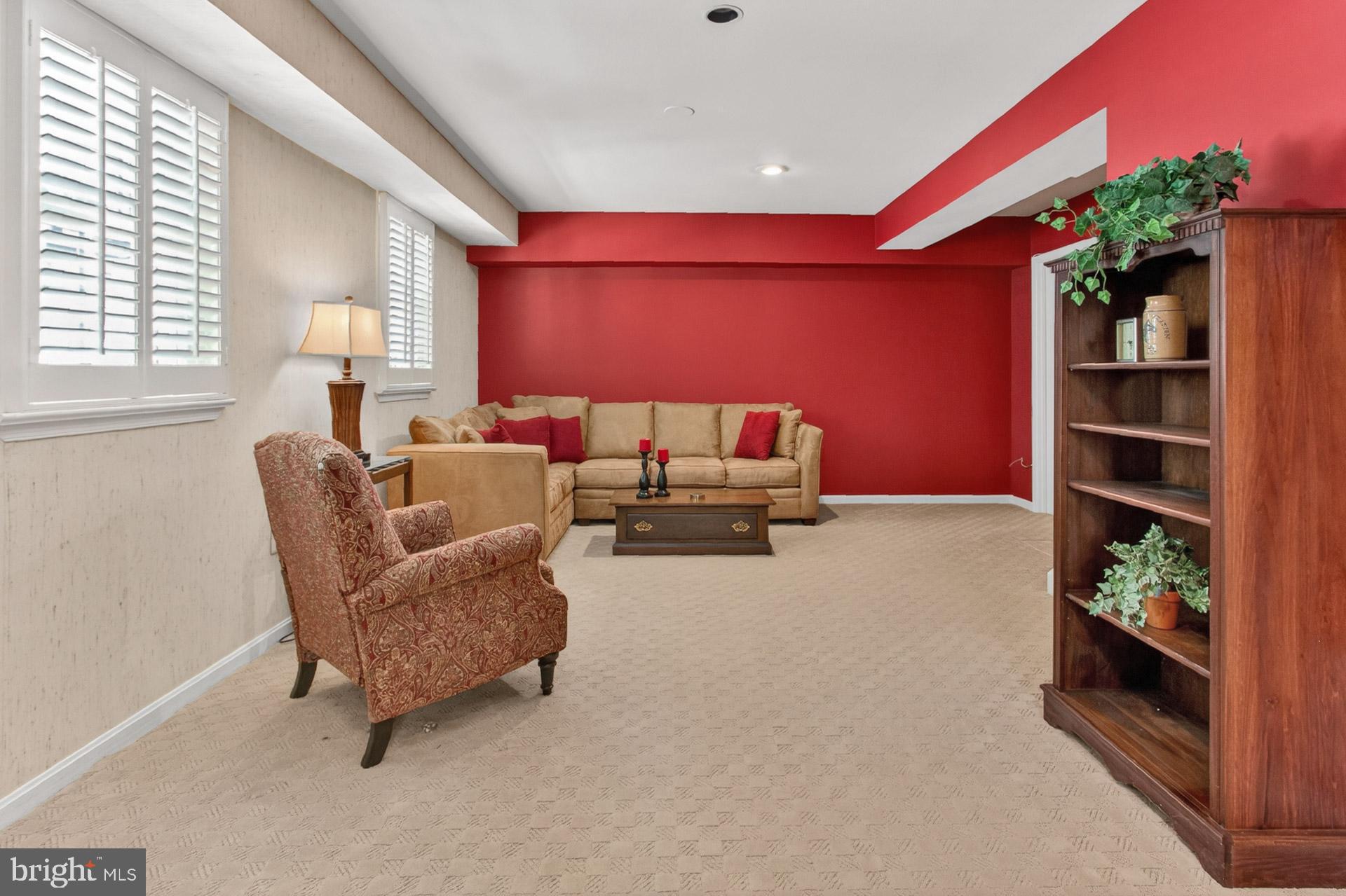 FAIRFAX STATION - Residential