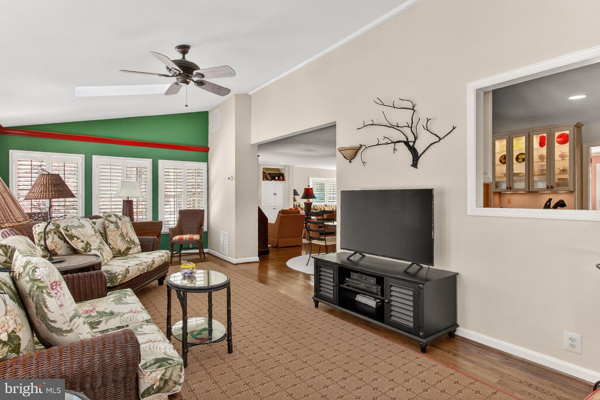 FAIRFAX STATION - Residential