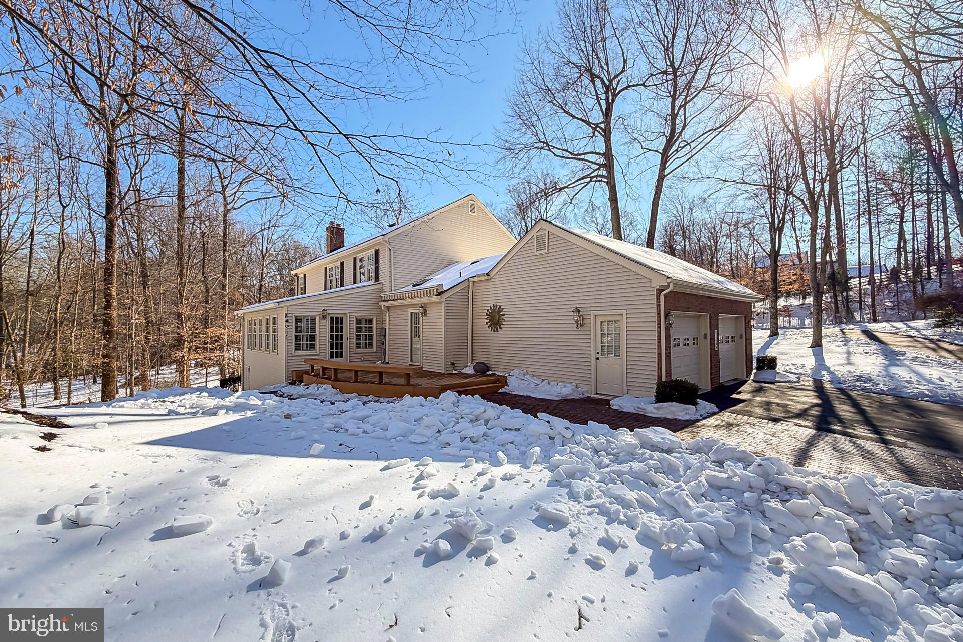 FAIRFAX STATION - Residential