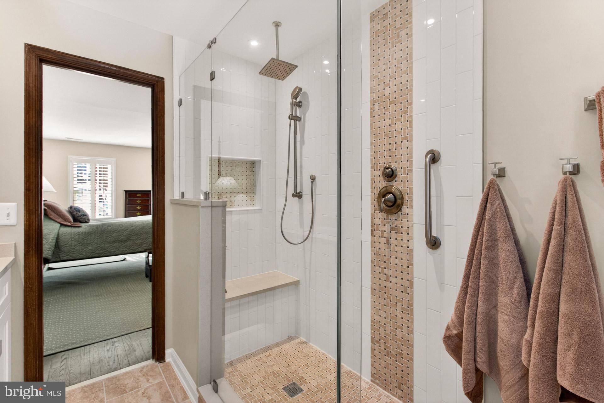 FAIRFAX STATION - Residential