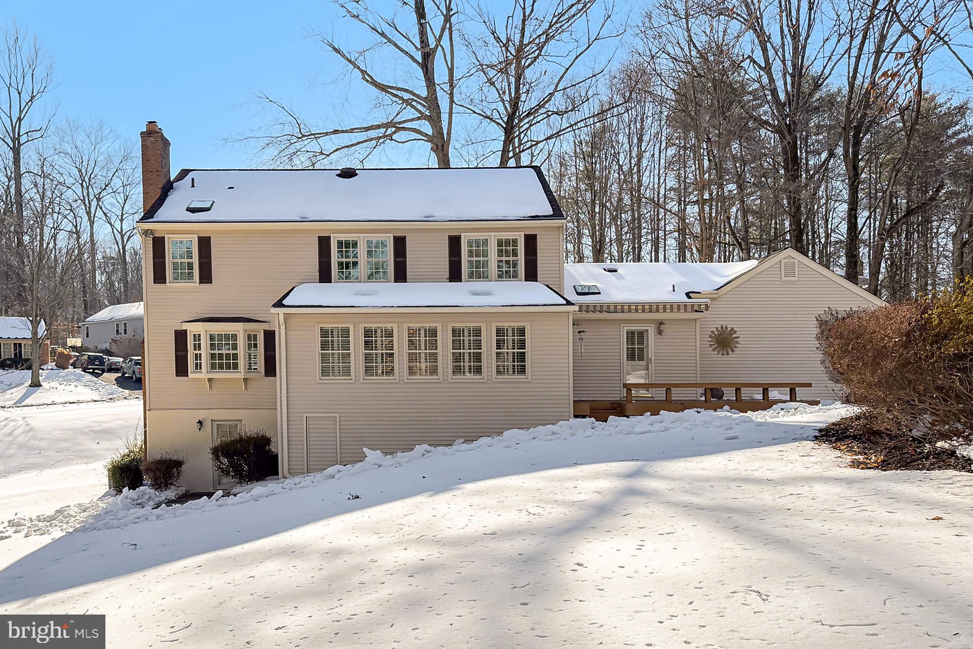 FAIRFAX STATION - Residential