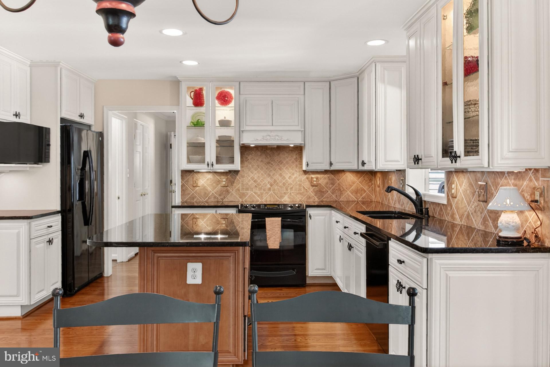 FAIRFAX STATION - Residential