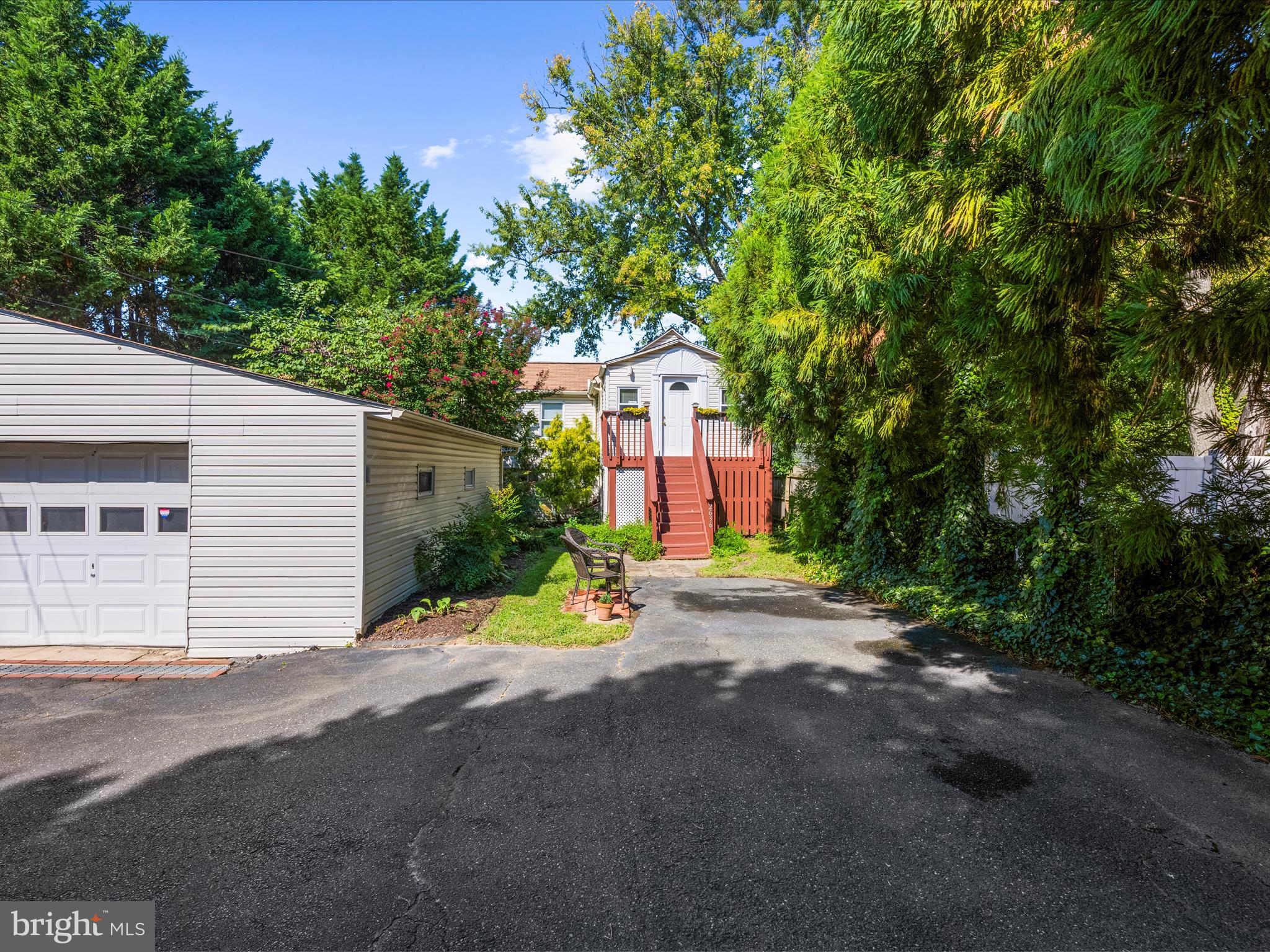 SPARROWS POINT MANOR - Residential