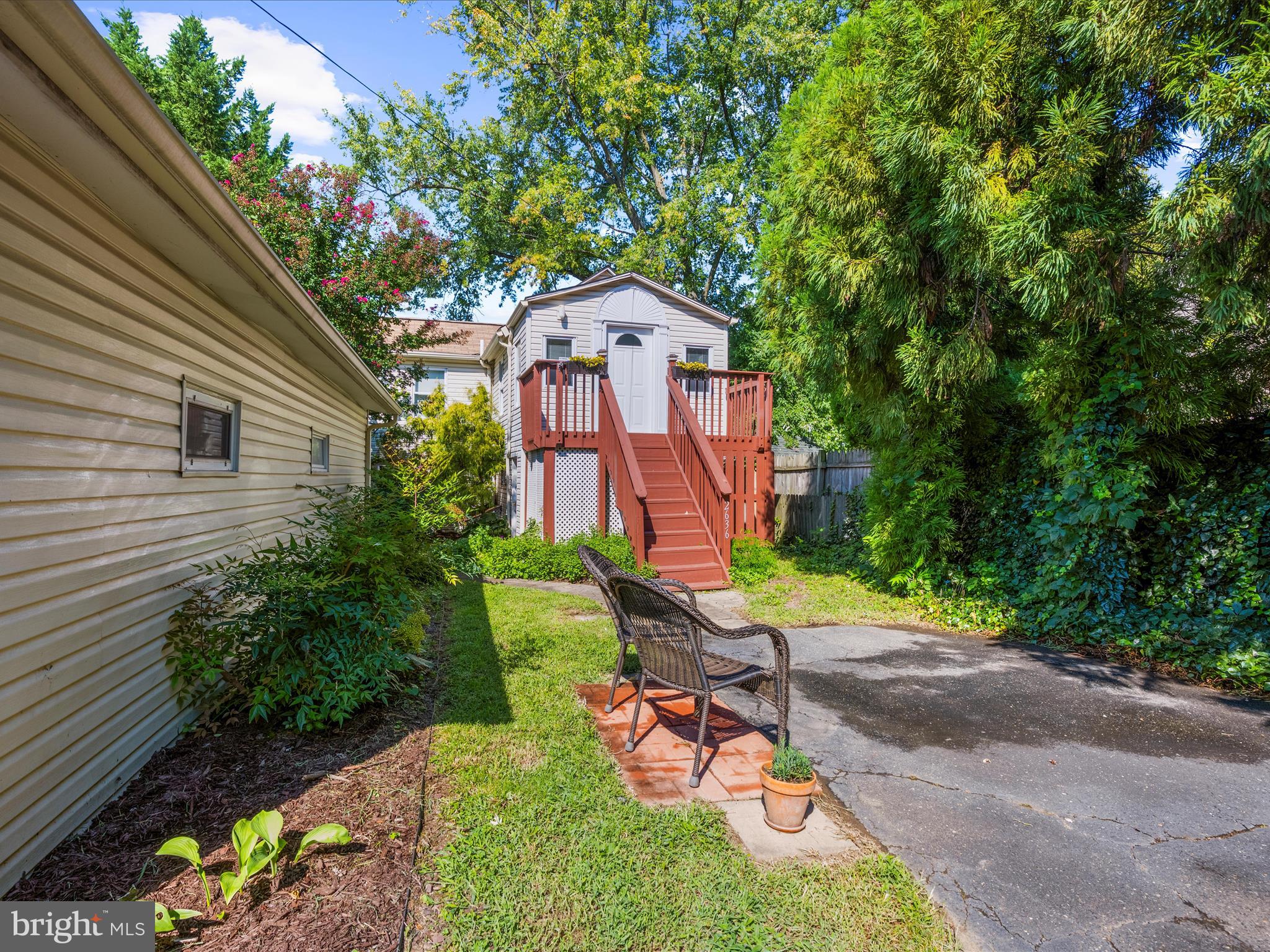 SPARROWS POINT MANOR - Residential