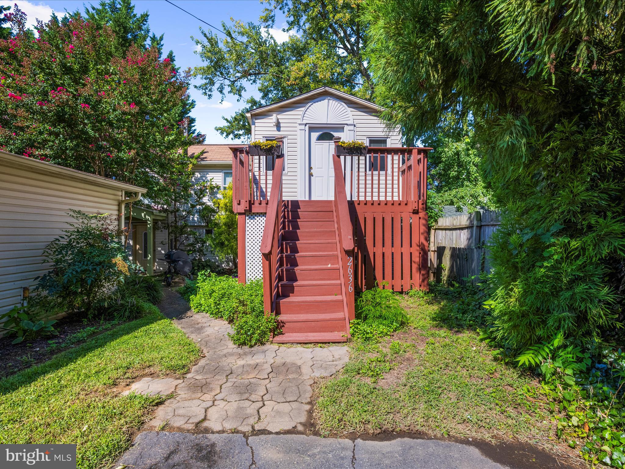 SPARROWS POINT MANOR - Residential