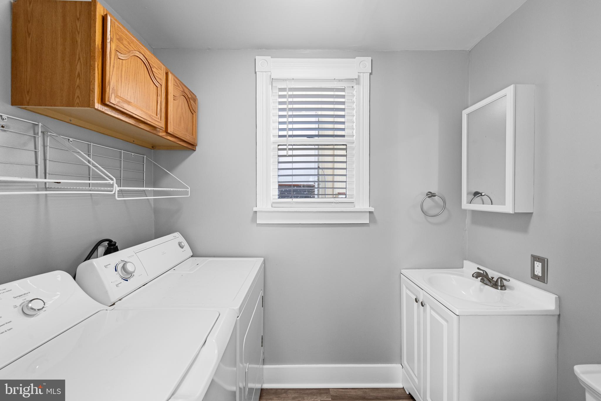 CHARLES TOWN - Residential