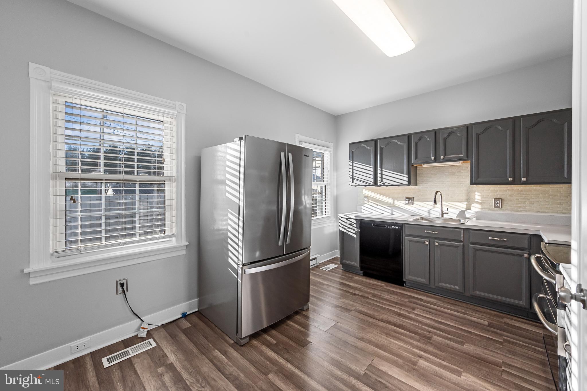 CHARLES TOWN - Residential