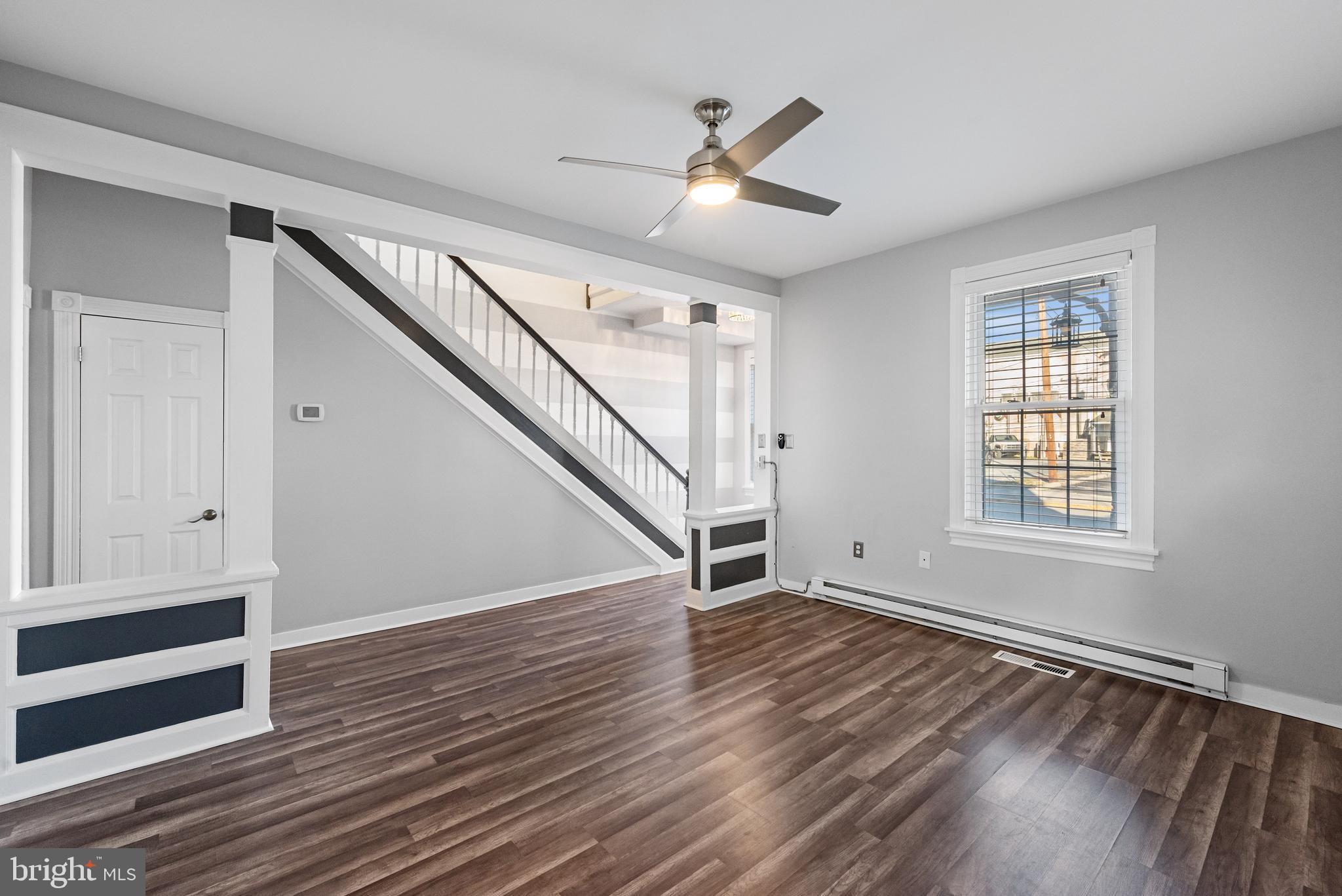 CHARLES TOWN - Residential