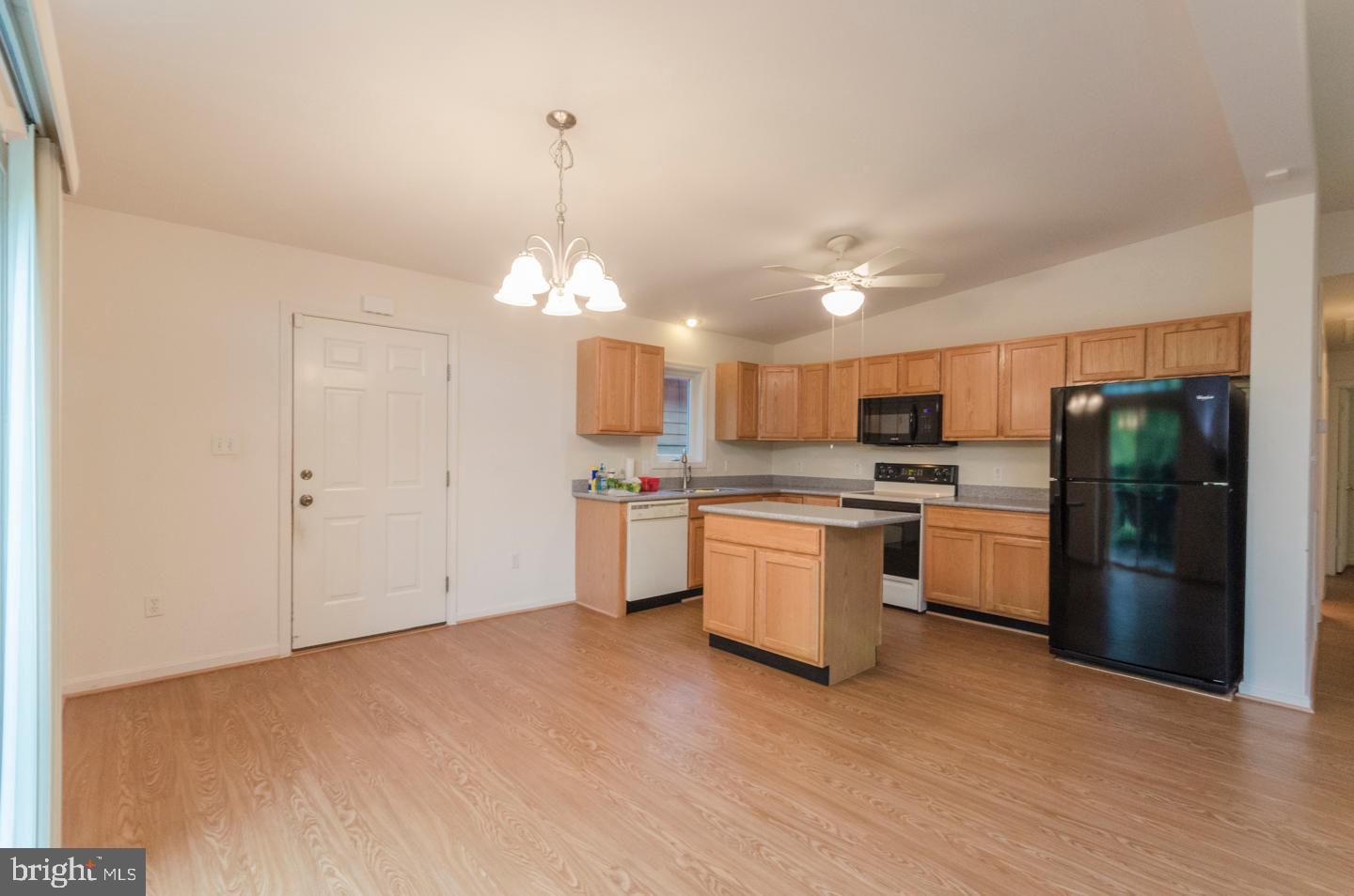 CACAPON SOUTH - Residential