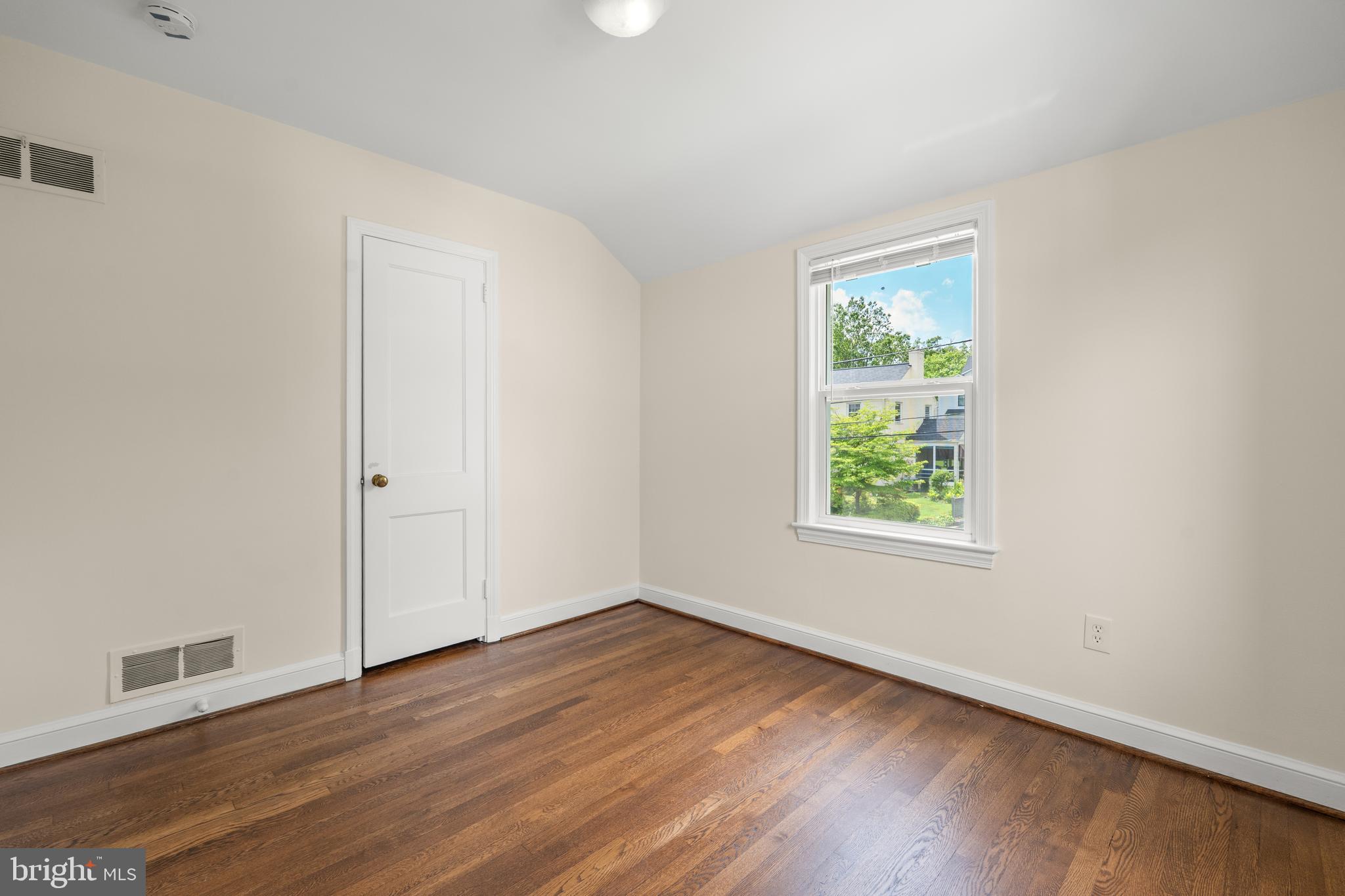 BATTERY PARK - Residential