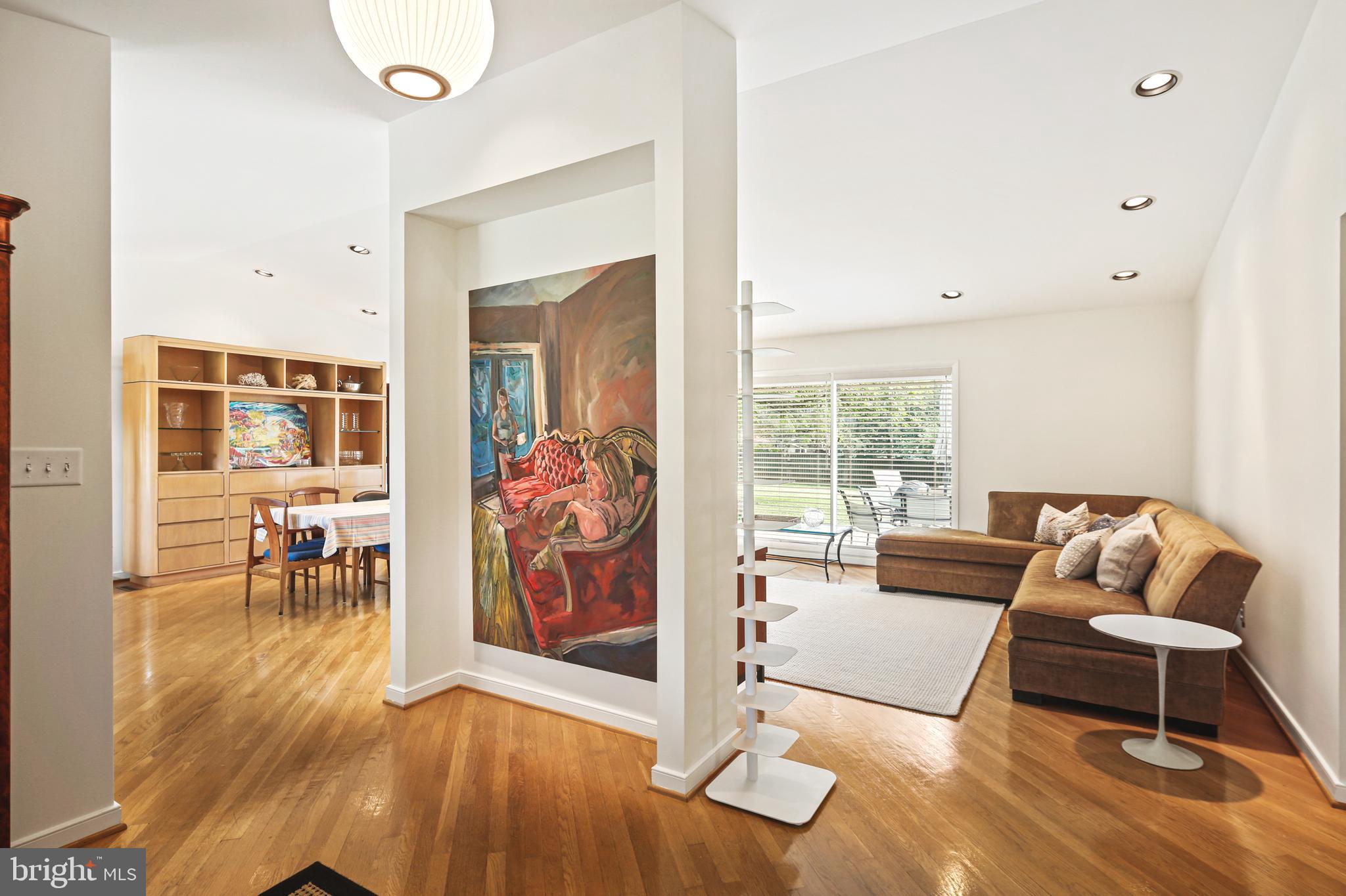 PIKESVILLE - Residential