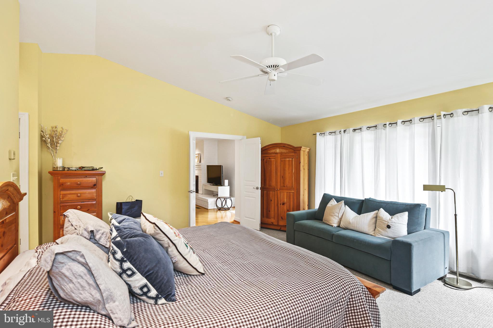 PIKESVILLE - Residential