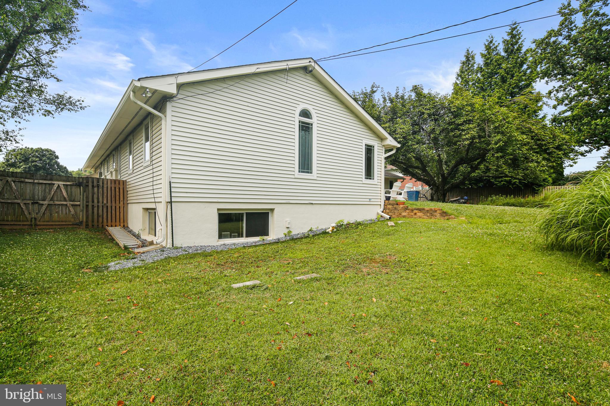 PIKESVILLE - Residential