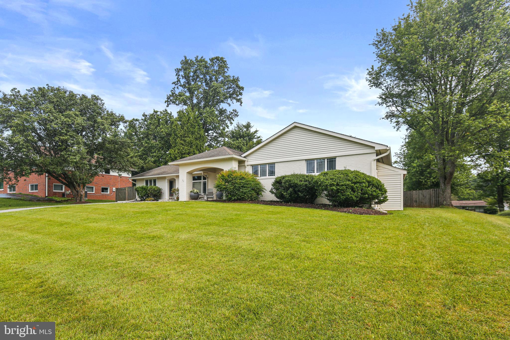 PIKESVILLE - Residential