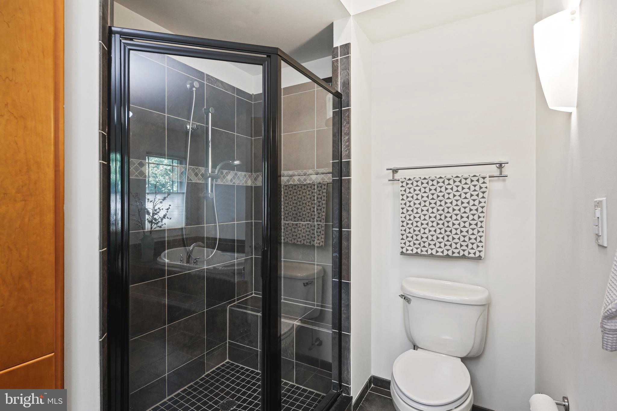 PIKESVILLE - Residential