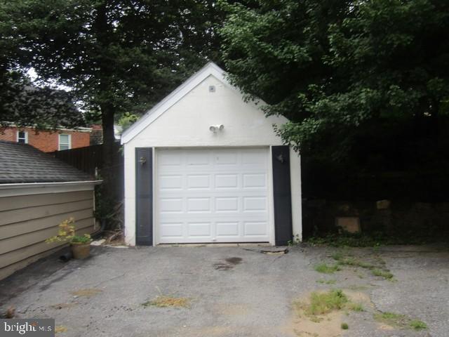 WOODMOOR - Residential