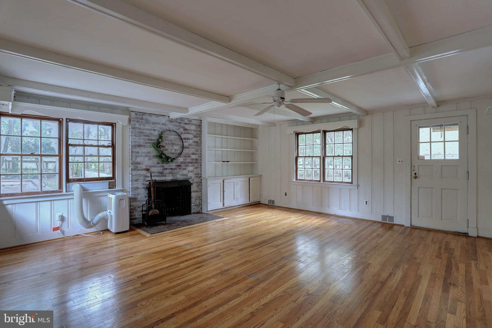 GLYNDON - Residential