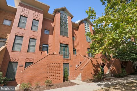 257 14TH STREET SE A WASHINGTON DC 20003