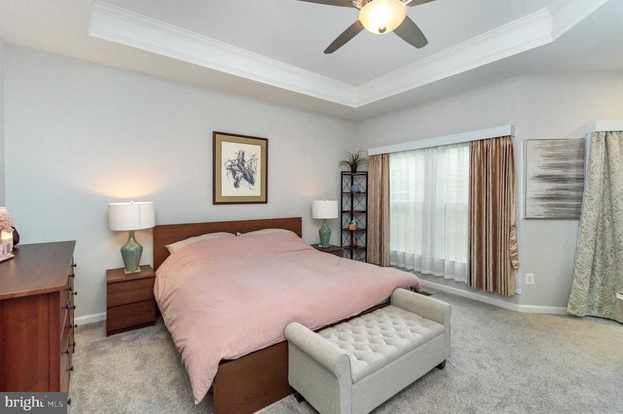 LANSDOWNE TOWN CENTER - Residential